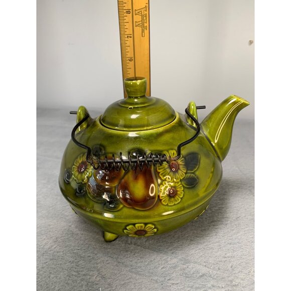 Vintage Green Ceramic Teapot with Floral Relief & Wire Handle 1970s - Picture 7 of 10